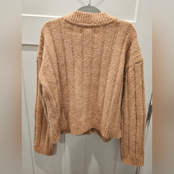 Lucky Brand Women's Buttin Front Long Sleeve Camel Color Cardigan Medium - Picture 6 of 12